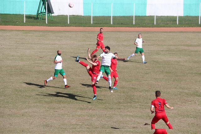 12 Bingölspor - Bergama Belediyespor : 0-0