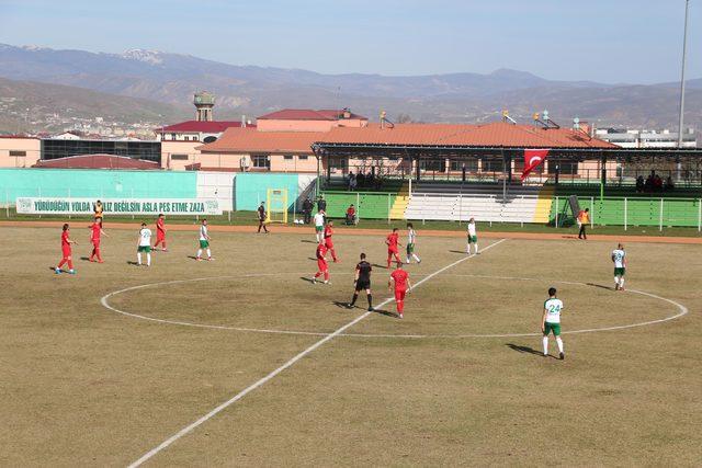 12 Bingölspor - Bergama Belediyespor : 0-0