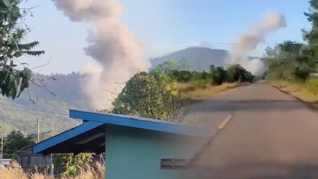 F-16 ve roketler havada uçuştu! Tayland ile Kamboçya arasında tehlikeli savaş çıktı 3