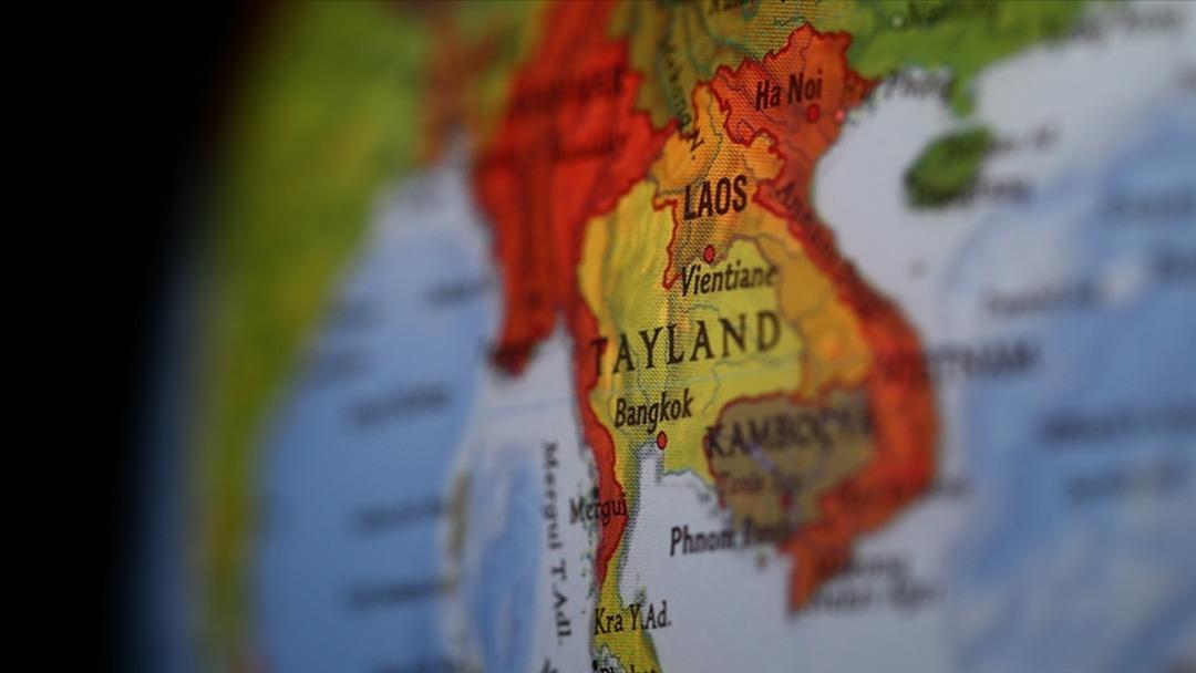 F-16 ve roketler havada uçuştu! Tayland ile Kamboçya arasında tehlikeli savaş çıktı 1