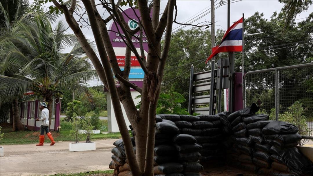 F-16 ve roketler havada uçuştu! Tayland ile Kamboçya arasında tehlikeli savaş çıktı 4