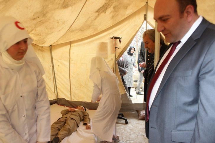 Osmaneli’ de 18 Mart Şehitleri Anma Günü ve Çanakkale Zaferi’nin 103’üncü yıl dönümü G5