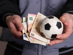 Futbolda bahis soruşturmasında g&ouml;zaltına alınan 37 ş&uuml;pheli adliyede