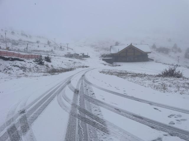 Bolu nun yüksek kesimlerinde kar yağışı etkili oldu 4