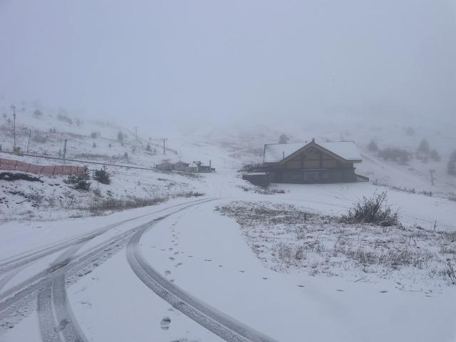 Bolu nun yüksek kesimlerinde kar yağışı etkili oldu 1