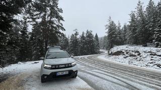 Bolu'nun yüksek kesimlerinde kar yağışı etkili oldu