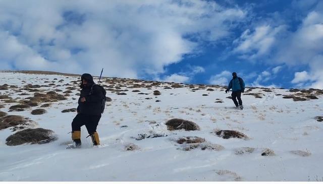 Doğaseverler 3 bin 395 rakımlı Vivara Dağı’nda zirve yaptı 6