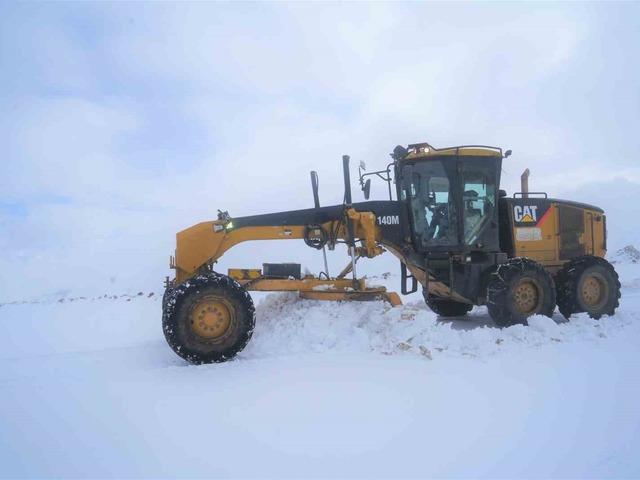 Varto&rsquo;da 8 k&ouml;y yolu ulaşıma kapandı