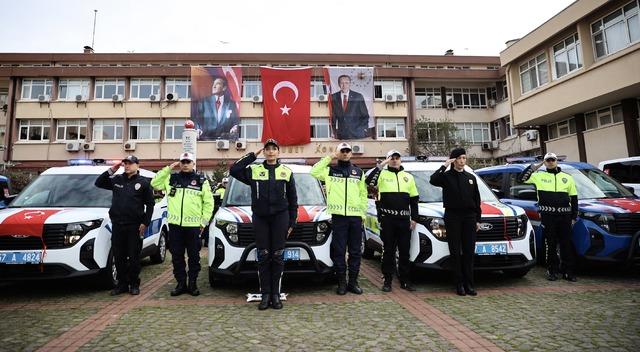 Sinop ta jandarma ve emniyet teşkilatına tahsis edilen 19 yeni araç hizmete alındı 1