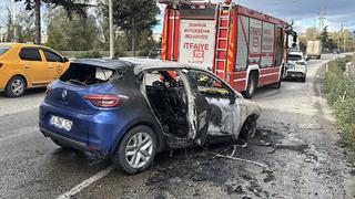 Ünlü futbolcunun kullandığı otomobil alev aldı! Küle döndü