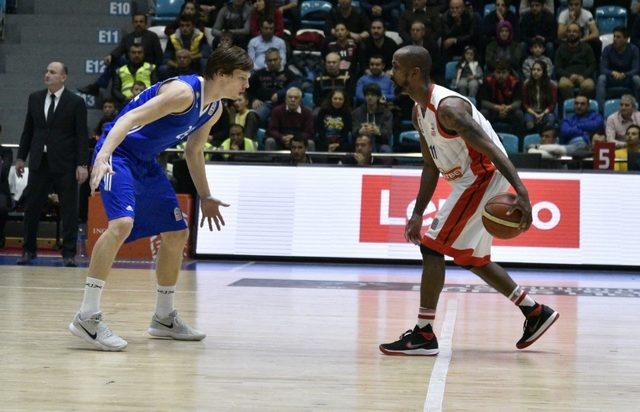 Tahincioğlu Basketbol Süper Ligi: Muratbey Uşak: 79 - İstanbul BBSK: 83
