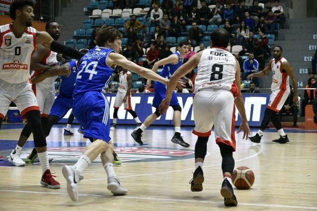 Tahincioğlu Basketbol Süper Ligi: Muratbey Uşak: 79 - İstanbul BBSK: 83