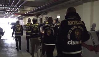 Antalya’da 40 bin TL karşılığı silahlı saldırıya 2 tutuklama