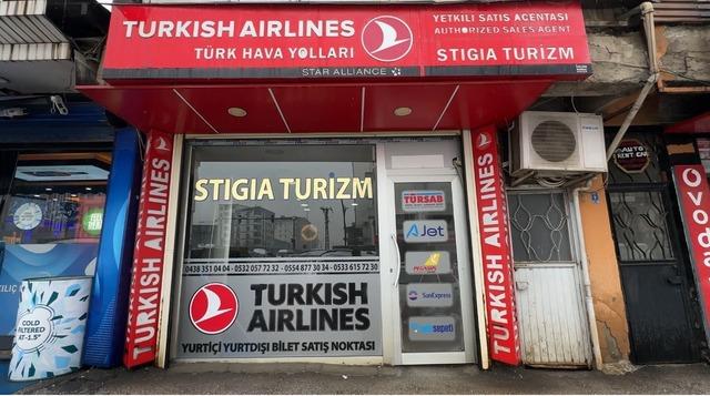 Yüksekova’da yoğun yağışlar uçak seferlerini durdurdu 4