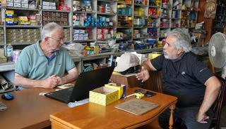 Çırak olarak girdiği dükkanın sahibi oldu