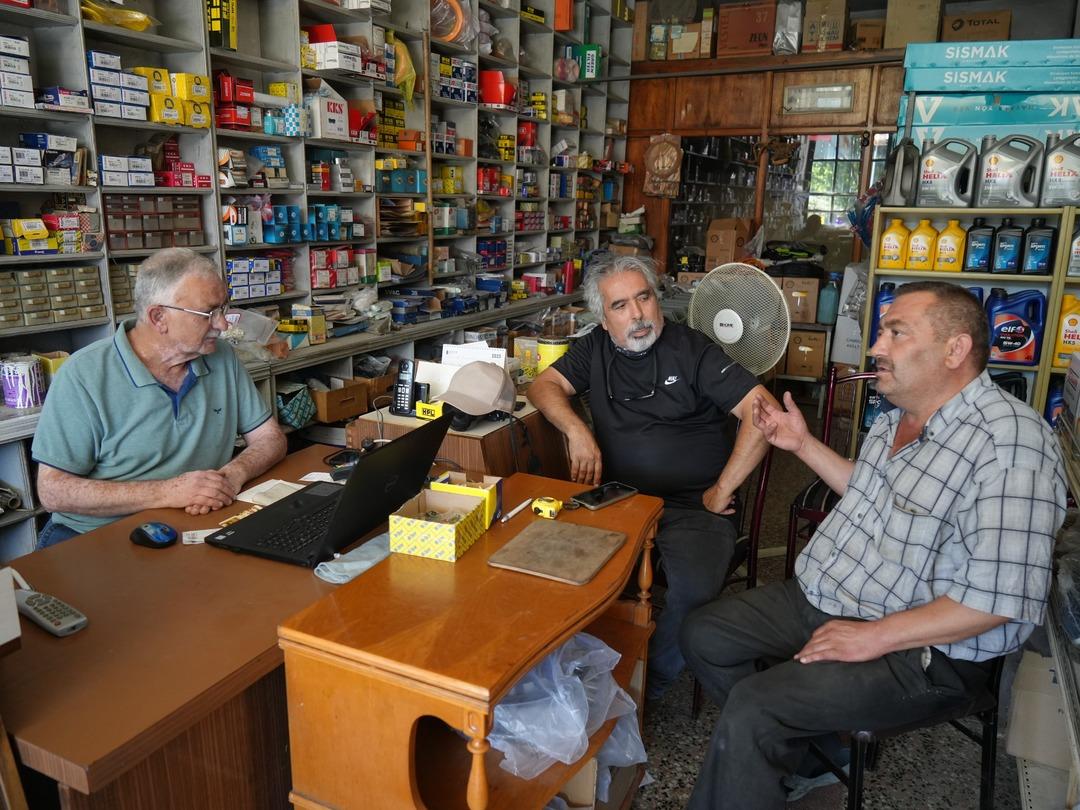 Çırak olarak girdiği dükkanın sahibi oldu 2