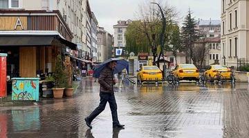 Bolu’da sağanak vatandaşlara zor anlar yaşattı