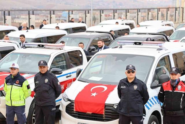 Kırşehir güvenlik filosu güçlendi: 87 araç hizmete alındı 4