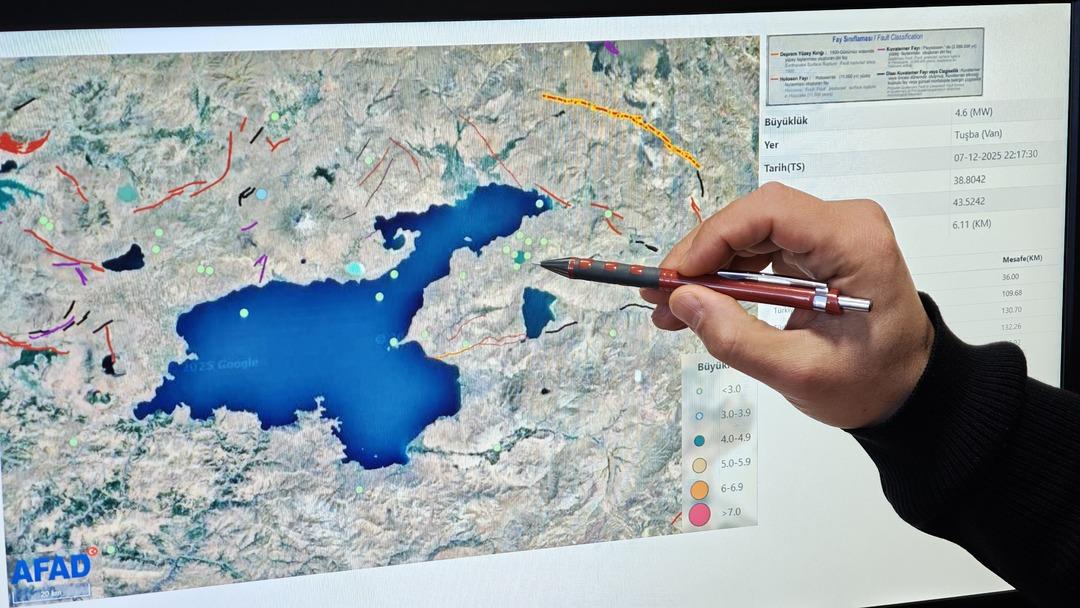 Bir ili açık açık uyardı! 5,5 üzerindeki deprem için tarih verdi 2
