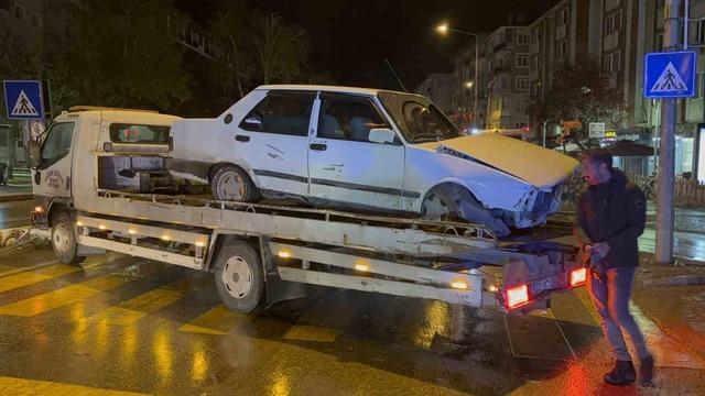 Alkollü ve ehliyetsiz kadın sürücü dehşet saçtı 7