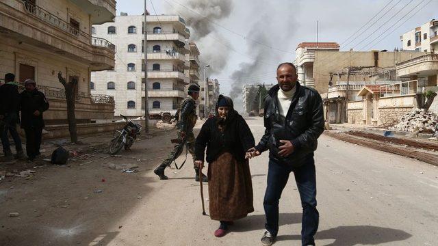 Afrin'den kaçan siviller