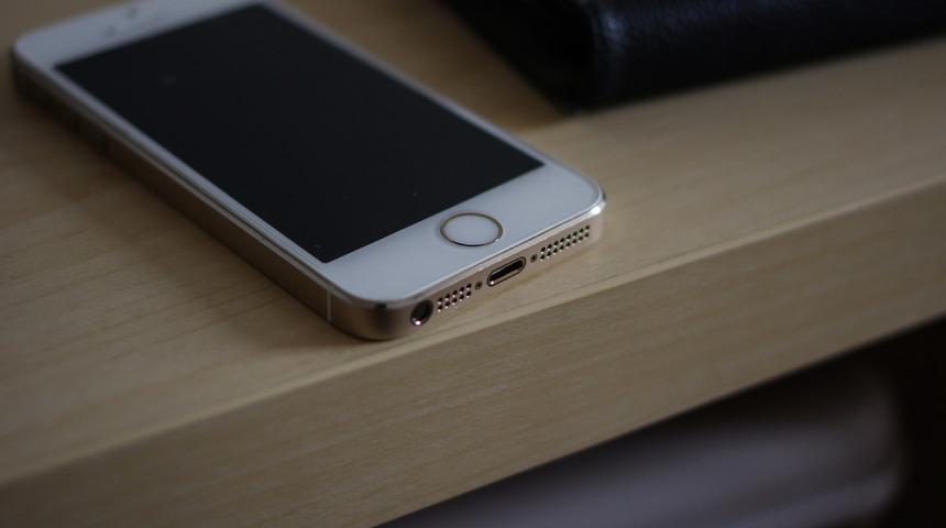 Apple'dan şaşırtan hamle: 13 yıl &ouml;nce &ccedil;ıkan iPhone'a g&uuml;ncelleme geldi!