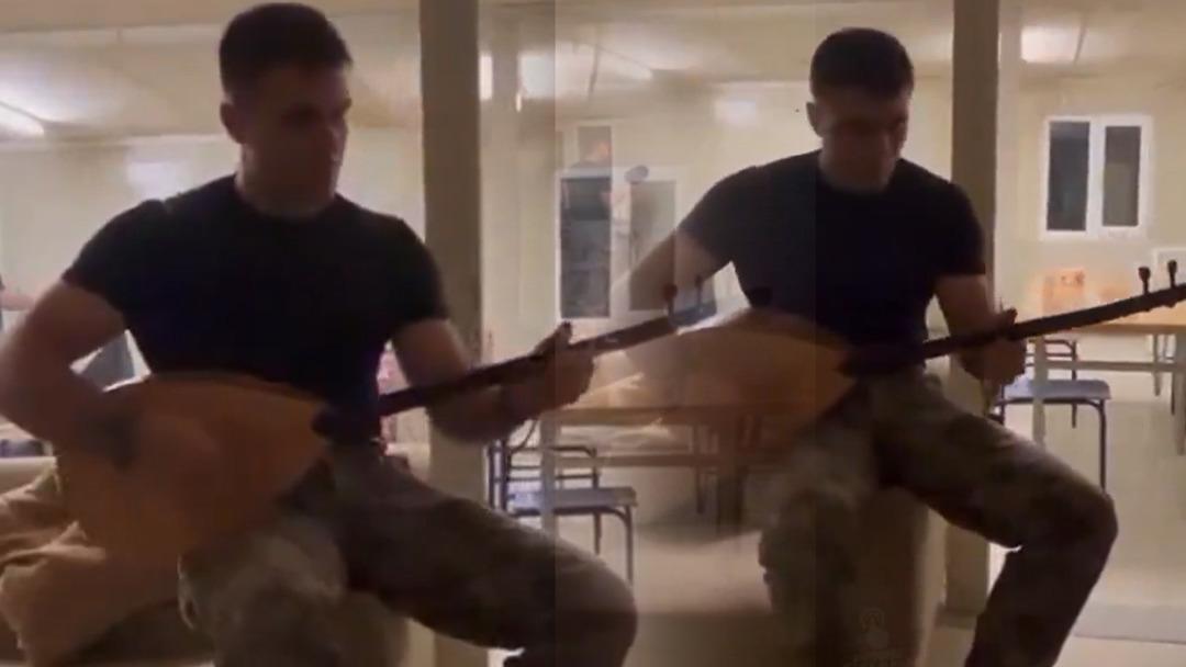 Bağlama çaldığı görüntüler yürekleri dağladı! Şehit polis memuru Emre Albayrak son yolculuğuna uğurlandı 4