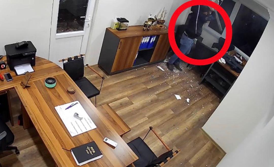 Yer: Ordu! Alçıpan çöktü: 1 inci kattan zemine düştü 1