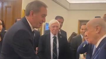 TBMM'de dikkat çeken anlar! Bahçeli, DEM Partililerle tokalaşıp tebrik etti