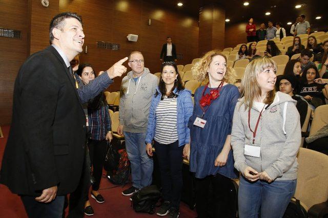 Başkan Gen&ccedil;, AB Erasmus projesi &ouml;ğrenci ve &ouml;ğretmenlerini ağırladı 2