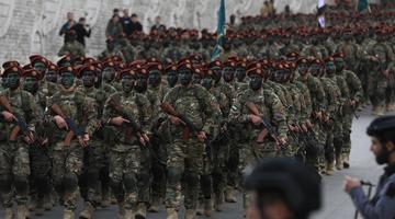 Suriye'de ordu teyakkuzda! Şara kamuflajı giydi, 80 bin asker operasyon için hazır