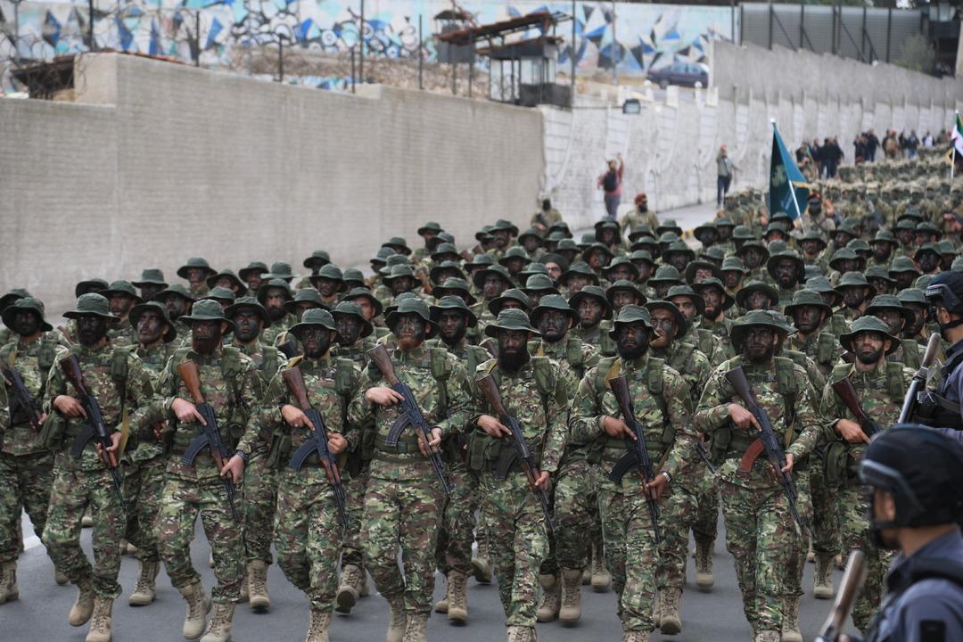 Suriye de ordu teyakkuzda! Şara kamuflajı giydi, 80 bin asker operasyon için hazır 1