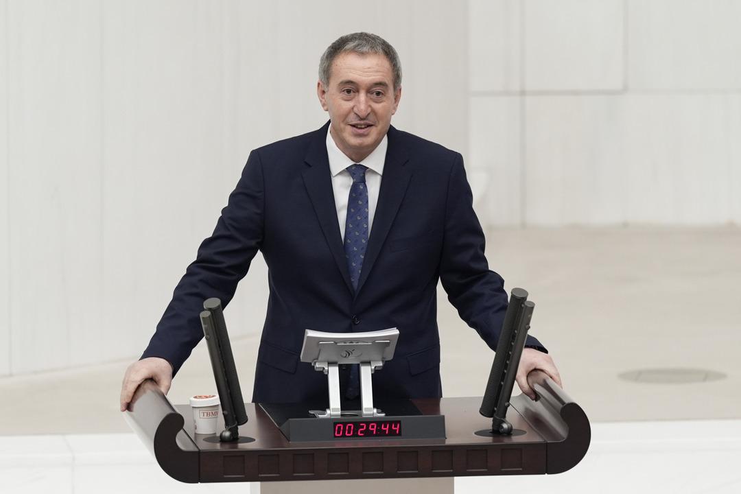 Devlet Bahçeli, DEM Partilileri alkışladı çaya davet etti 2