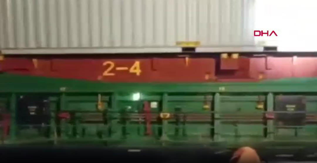 Çanakkale Boğazı ndan geçerken arızalandı:  Kurtarma-18  ve  Kurtarma-17  yardıma koştu 1