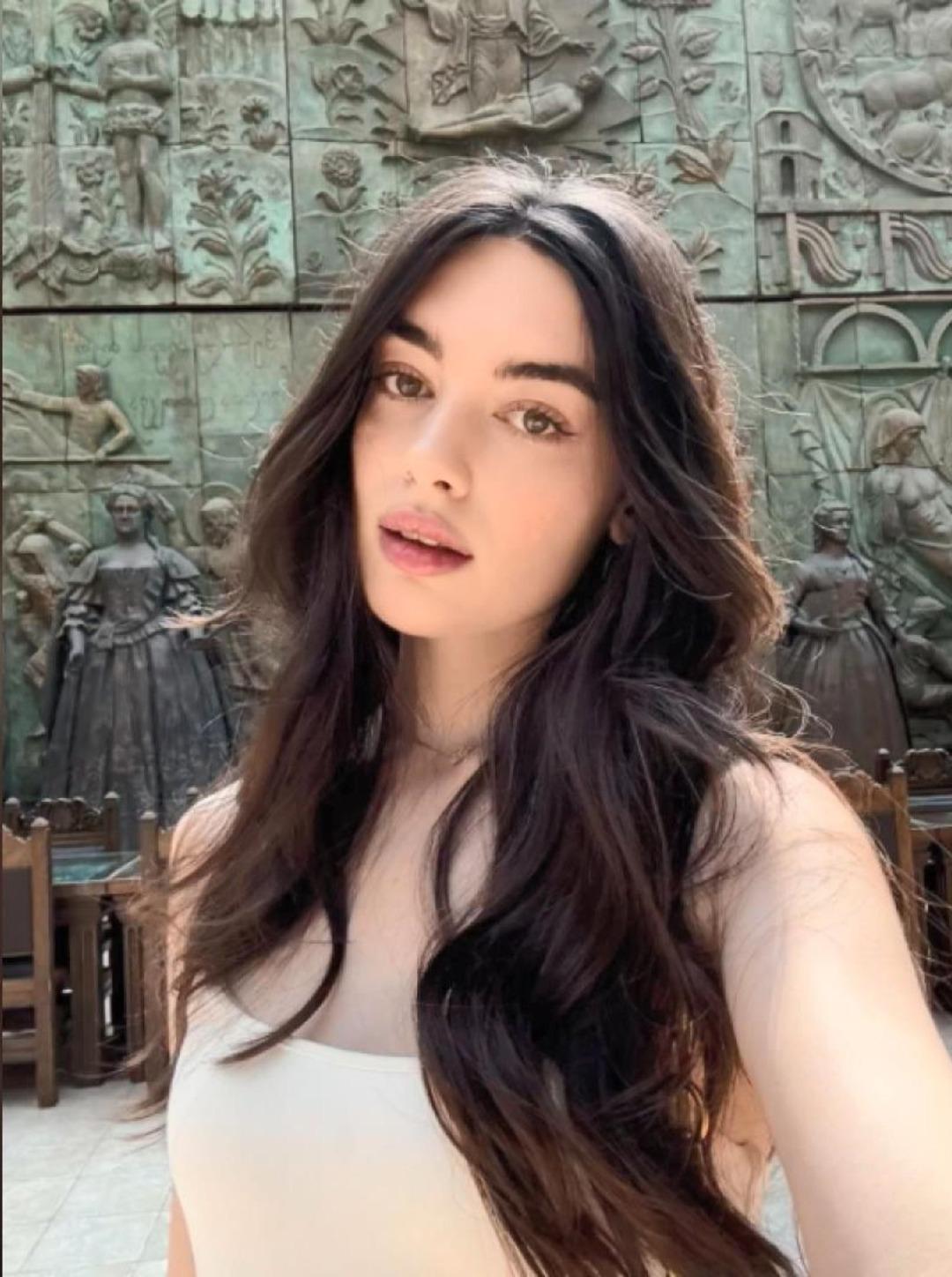 İş insanının doğum gününde olay çıktı! Model, turist kızı darp etti 9