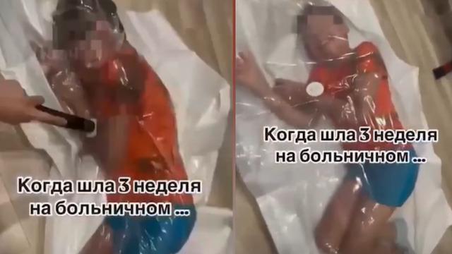 Beğeni için yaptı! Rus fenomenin oğluyla çektiği videoya tepki yağdı