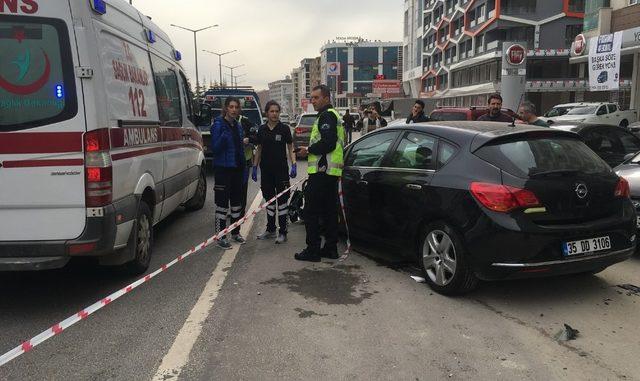 Uşak’ta trafik kazası: 3 yaralı