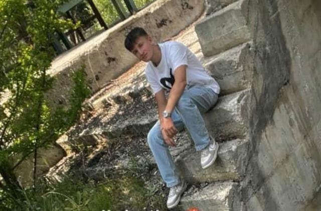 Kamyonun altında kalarak hayatını kaybeden lise öğrencisinin cenazesi teslim alındı 1