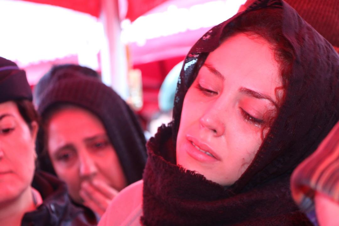 Evinden 90 cm lik kılıç çıktı! Özel Harekat Polisi Emre Albayrak ı şehit eden katil ve ailesi suç makinesi çıktı 10