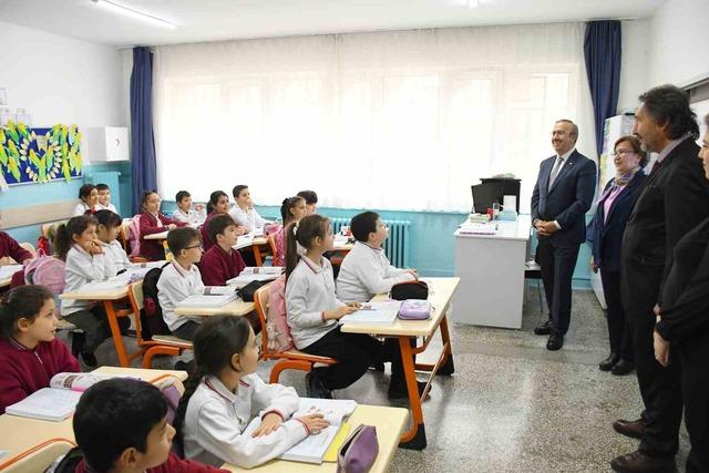 Eskişehir’de 1896 yılından beri ayakta olan tarihi okul eğitime devam ediyor 2