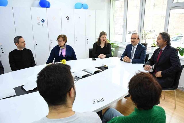 Eskişehir’de 1896 yılından beri ayakta olan tarihi okul eğitime devam ediyor 3