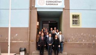 Eskişehir’de 1896 yılından beri ayakta olan tarihi okul eğitime devam ediyor