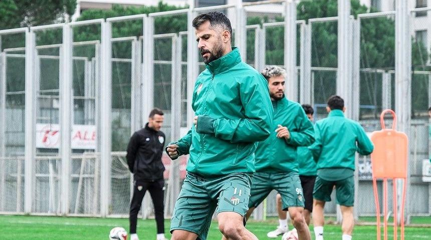 Bursaspor’da hazırlıklar sürüyor