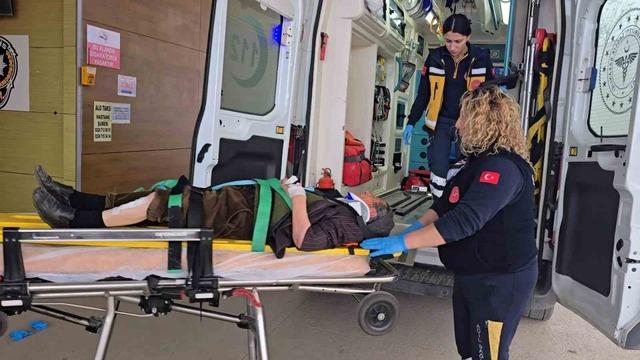 Işık ihlali kaza getirdi: 2 yaralı 1