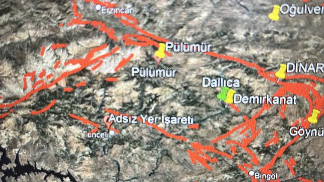 Tunceli sallandı, Naci görür uyardı: "Yeri tehlikeli, Kuzey Anadolu Fayı tetiklenebilir" 3