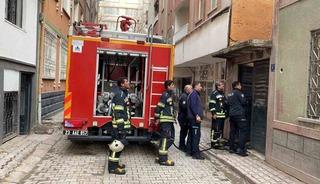 Elazığ’da metruk binada yangın