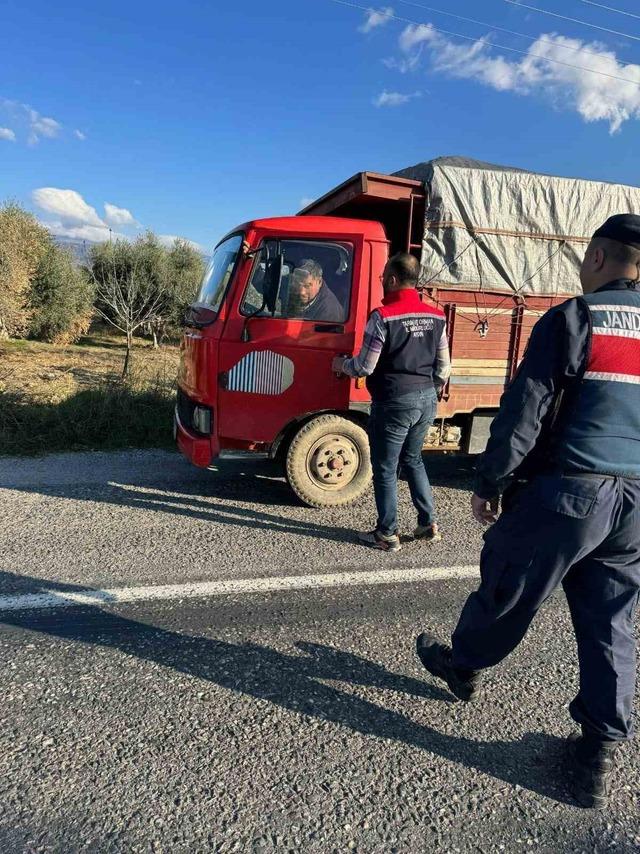 Bozdoğan’da ilçe tarım ve jandarmadan yol denetimi 1