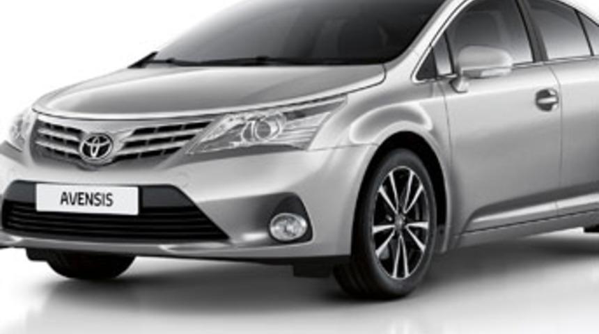 Yeni Toyota Avensis Türkiye'de