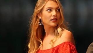  Derya Baykal'ın kızı evleniyor! Sevgilisi de tanıdık çıktı