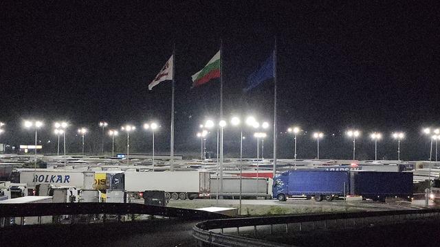 Bu ne kuyruğu demeyin! Tam 32 kilometre: 2 buçuk gün bekleyen var